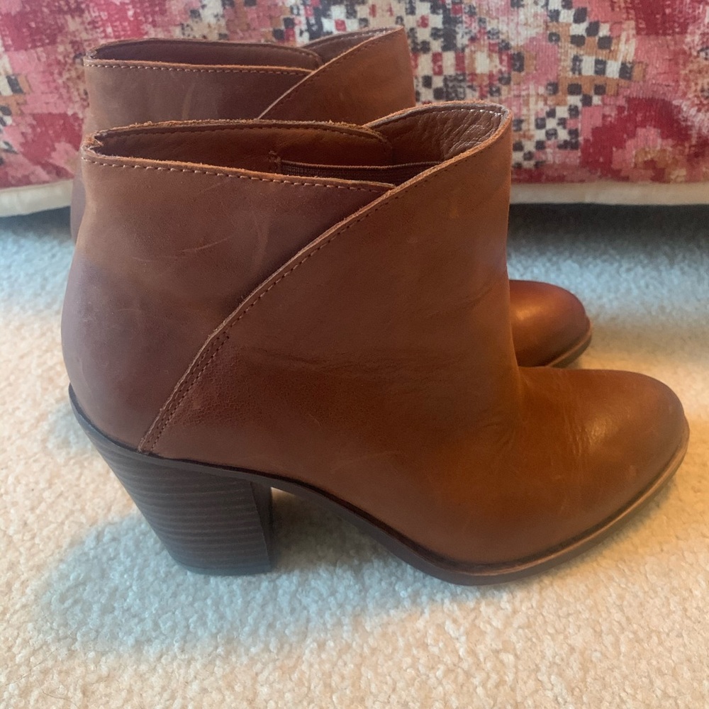 Lucky Brand Booties Size 7